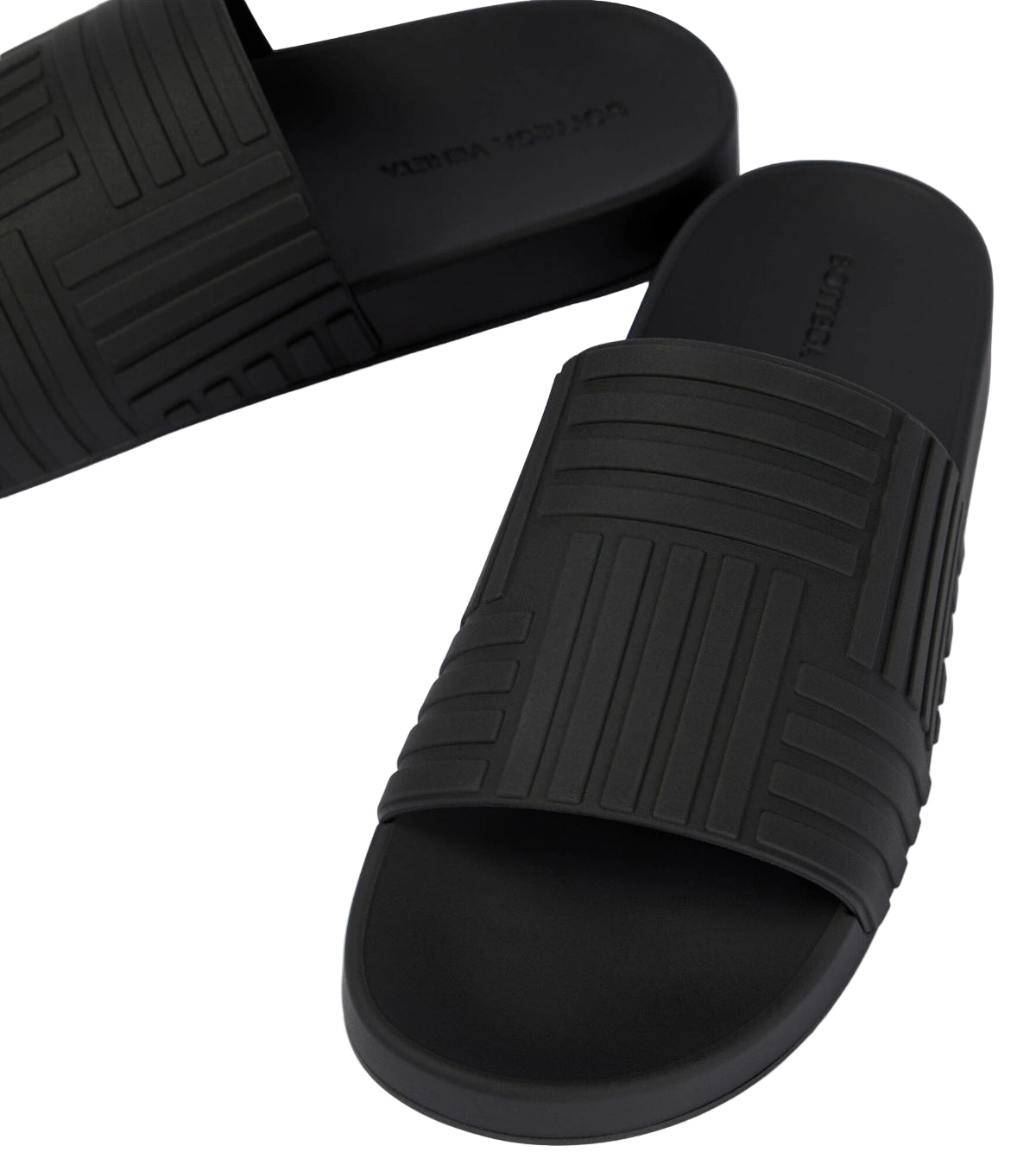 Sandalias de goma con relieve 'negras'